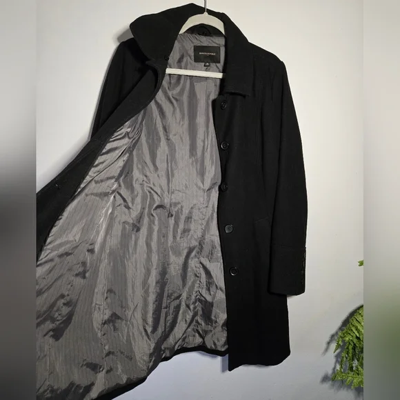 Banana Republic Wool Blend Peacoat – Black – Size Medium - Picture 6 of 10